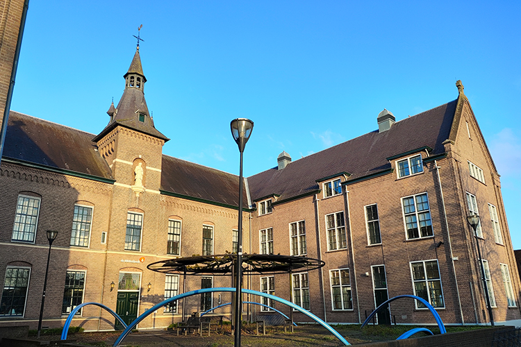 Energy-Efficiency Retrofit of Historic Buildings in the Netherlands